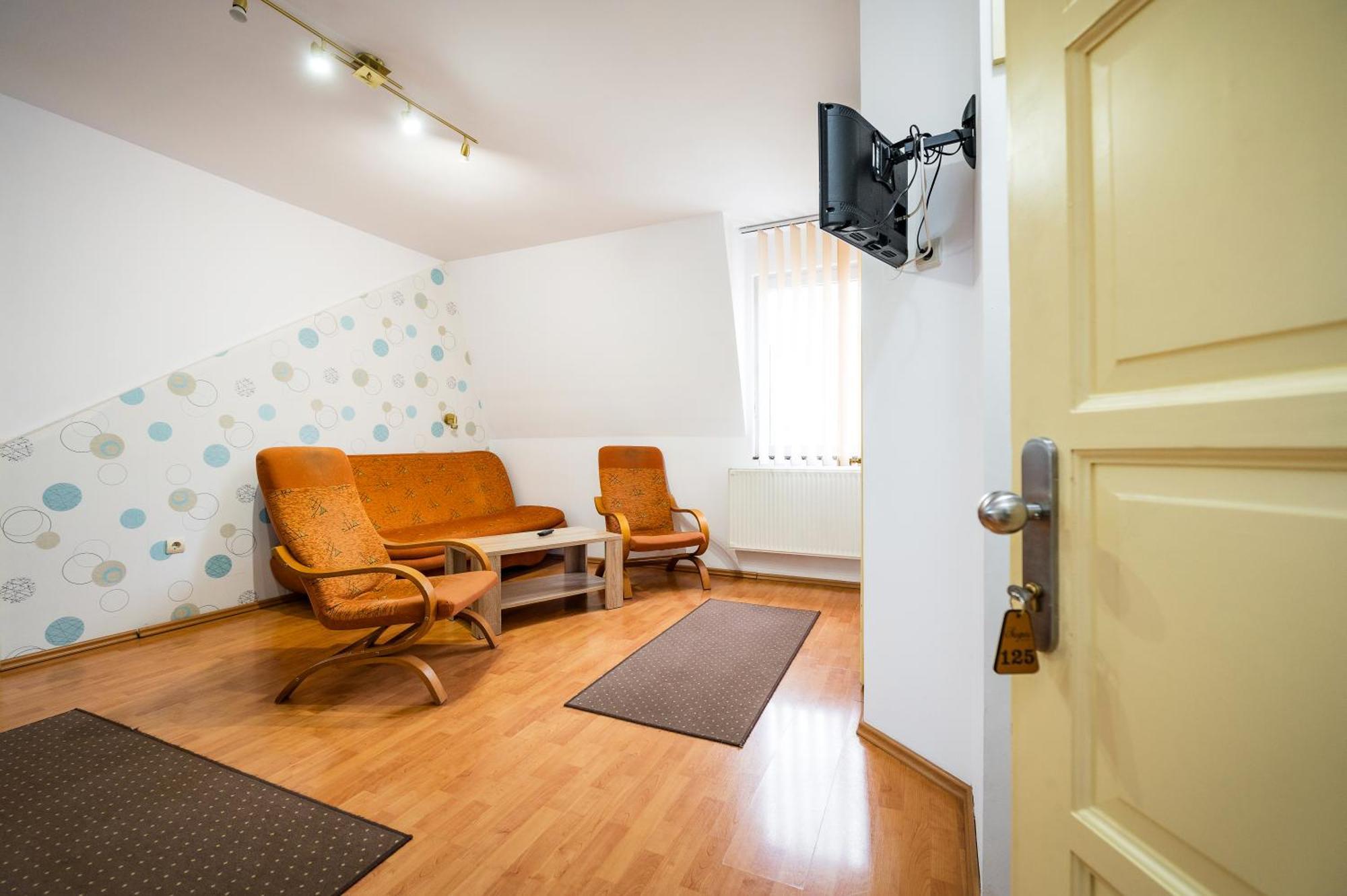 Sfântu-Gheorghe Hotel Sugas מראה חיצוני תמונה